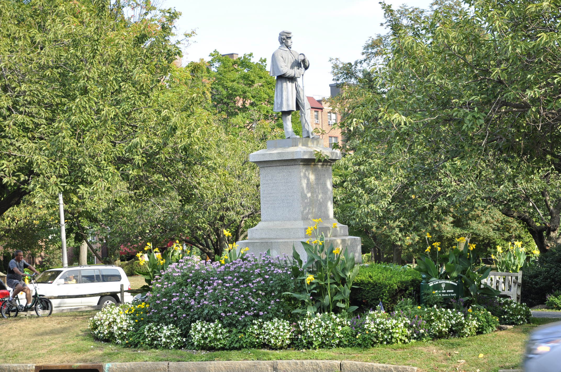 soldier statue at tibbits 909